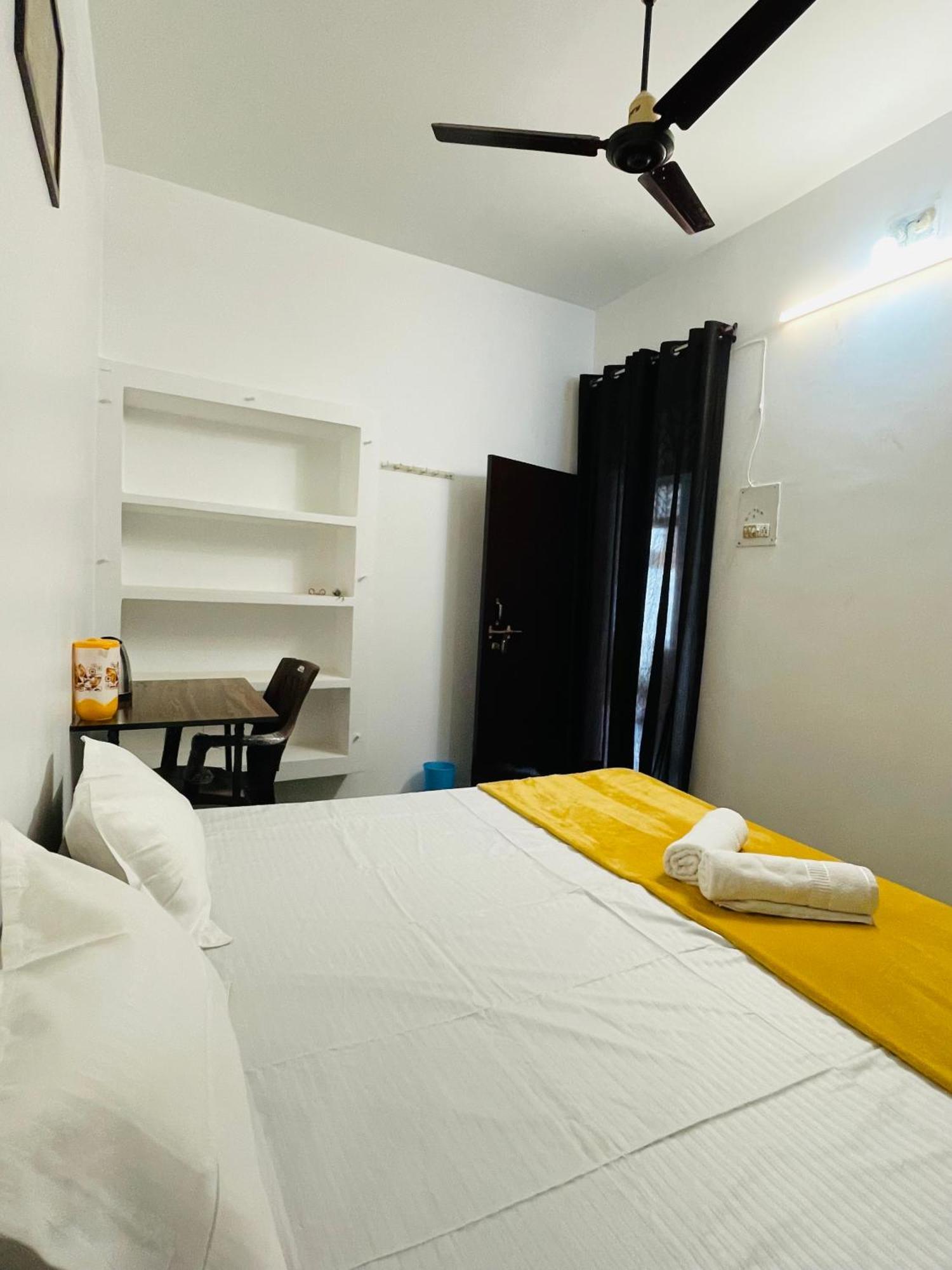 Shree Balaji Homestay Ayodhya Екстер'єр фото